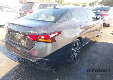 2019 Nissan Altima 2.5 Platinum z USA, uszkodzony, nr VIN 1N4BL4FV2KC103745